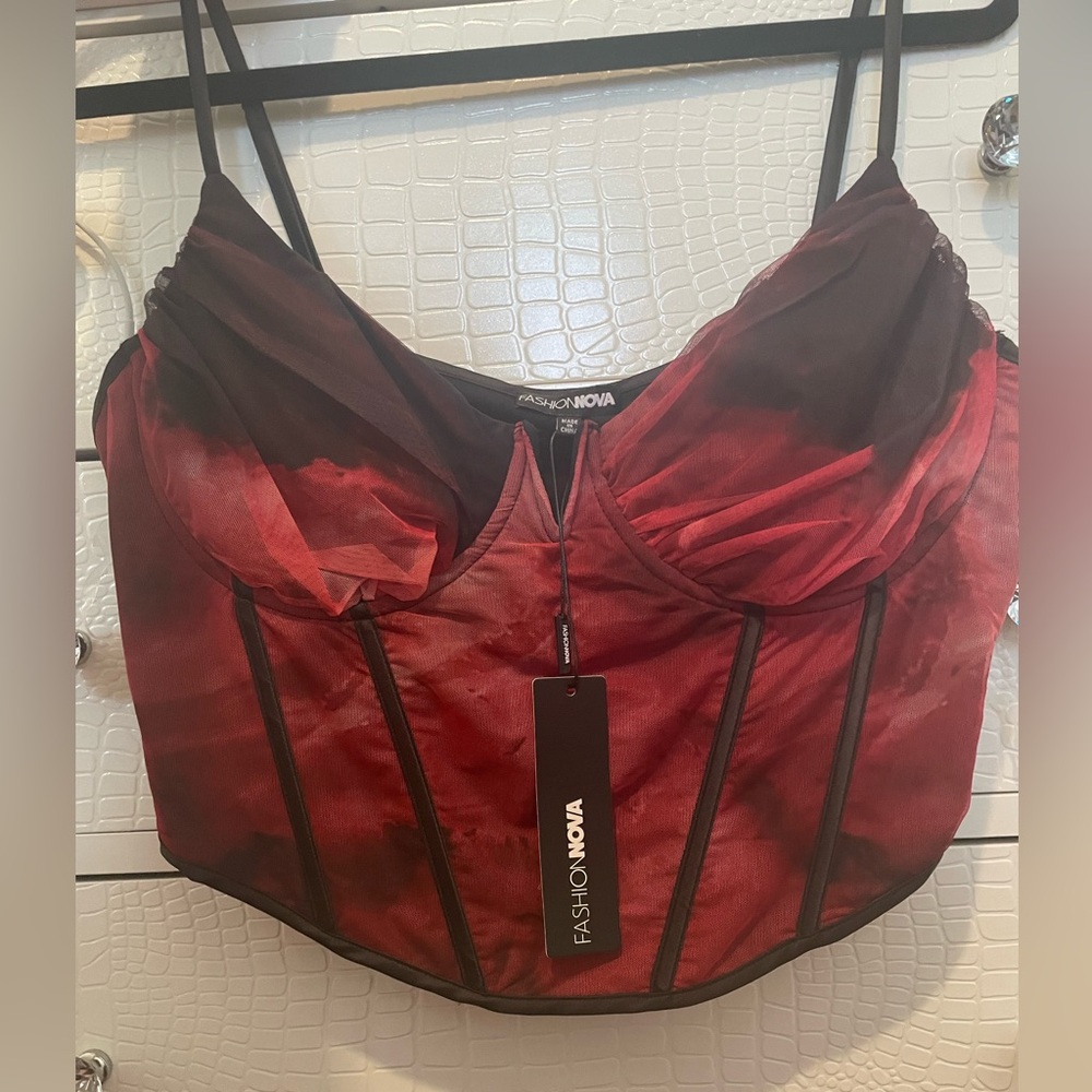 Fashion nova top